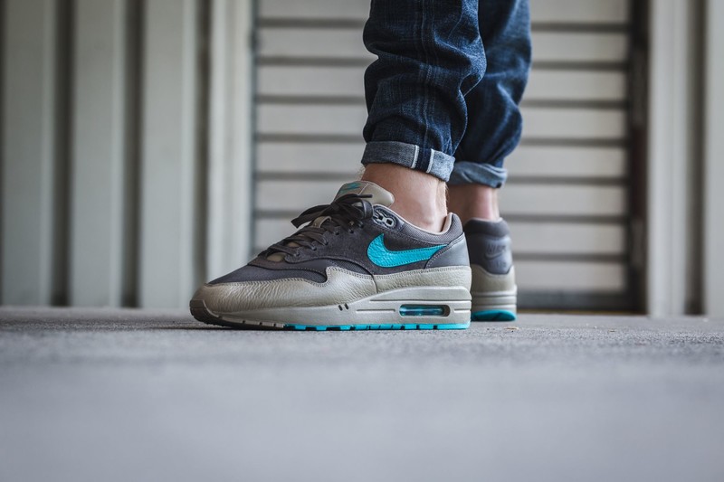 Nike Air Max 1 Premium Ridgerock 875844 200 Grailify